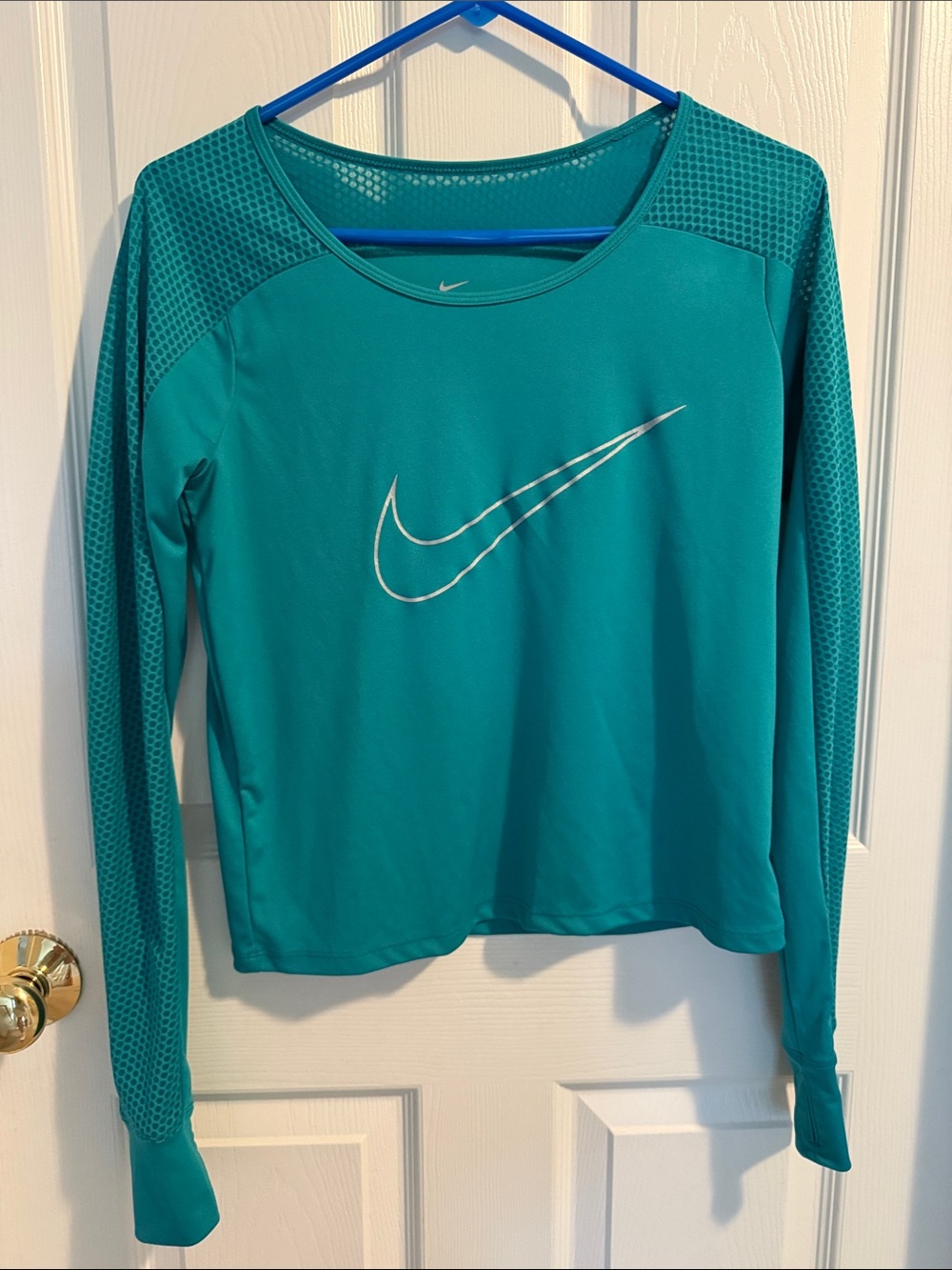 Nike Dri-Fit Women's Teal Long Sleeve Performance Top with Silver Swoosh Size S
